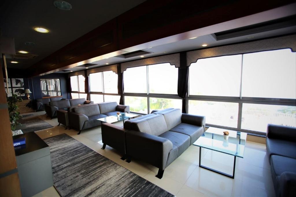 هتل لارا پلاس آنتالیا